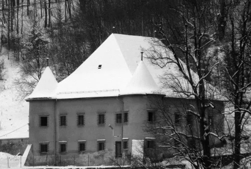 Panský dům Burg pod Považským hradem