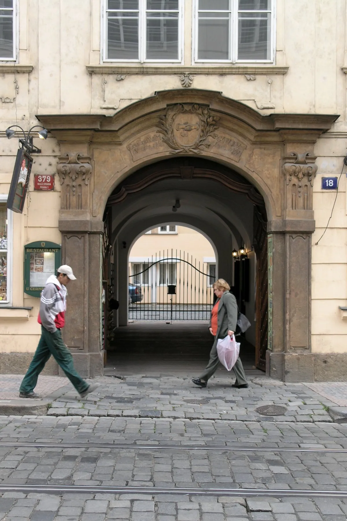 Palác Thun-Hohenštejnský