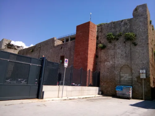 Château Castello di Terra