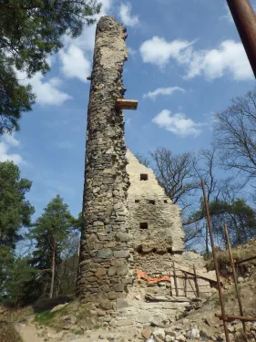 Zřícenina hradu Zlenice