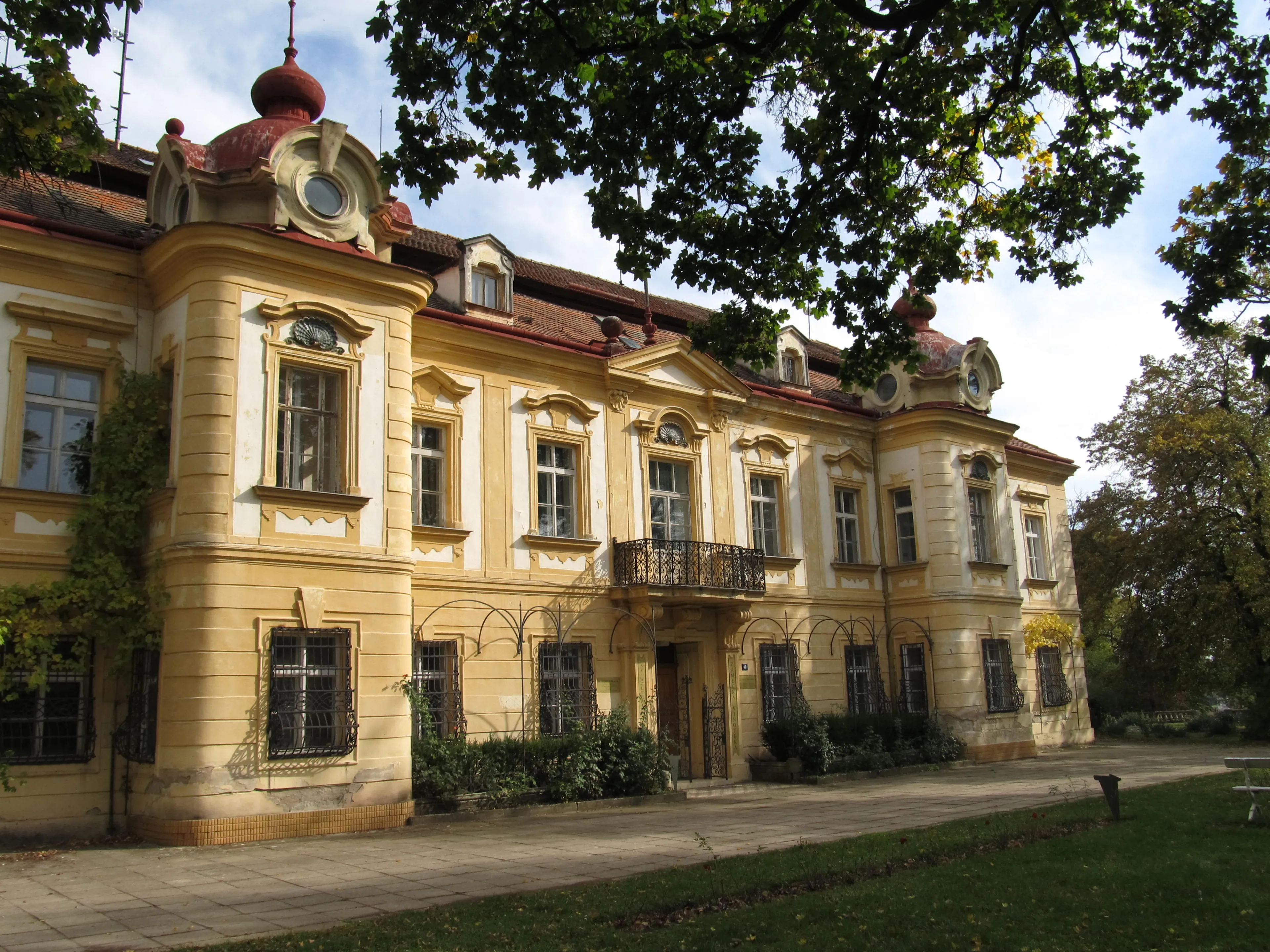 Zámek Lechovice