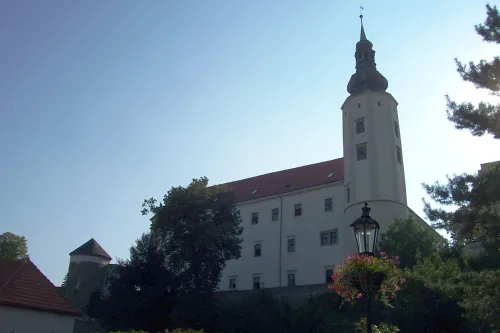 Zámek Hranice