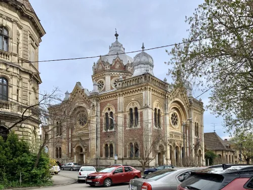 La Nueva Sinagoga de Fabric