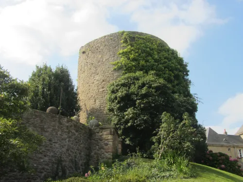 Městské opevnění Avranches