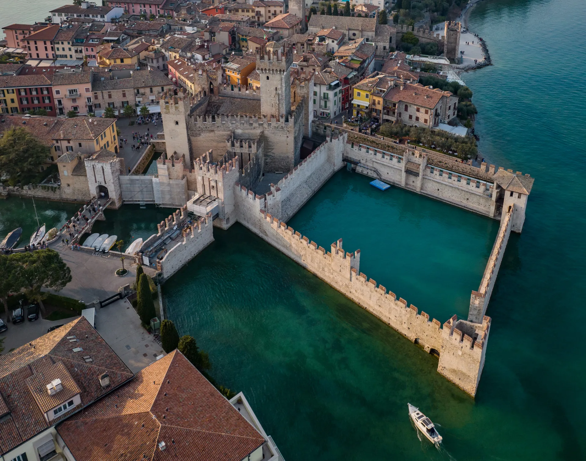 Hrad Scaligerů v Sirmione