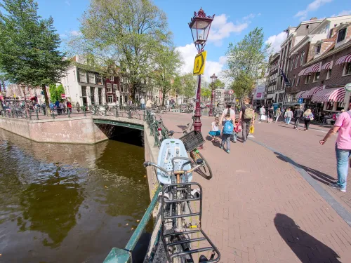 Most 88 v Amsterdamu