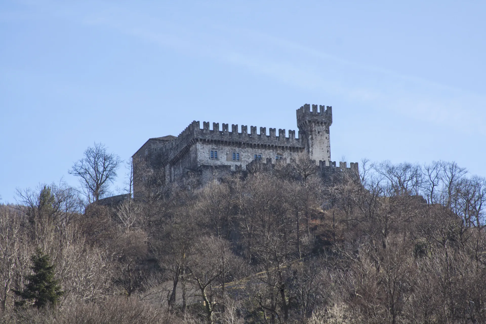 Hrad Sasso Corbaro
