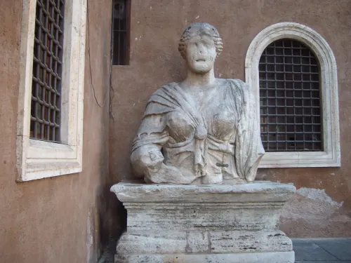 Madama Lucrezia