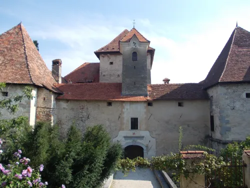 Château de Gracarjev turn