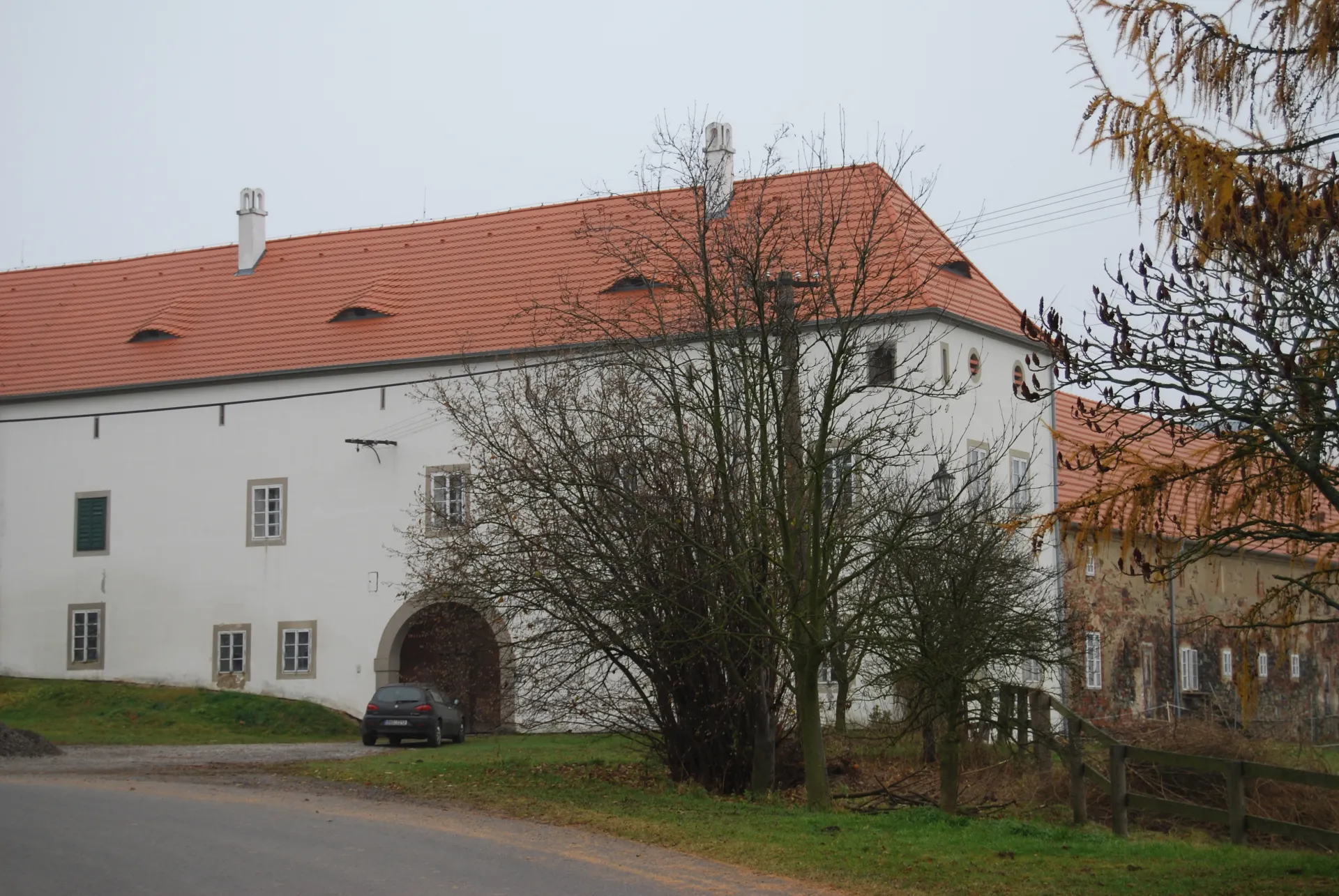 Tvrz Draheničky