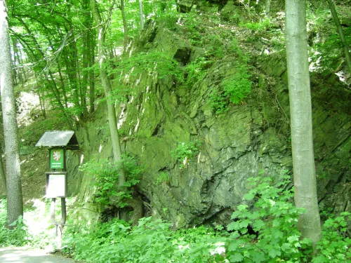 Přírodní památka Vrásový soubor v Klokočůvku