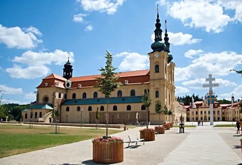 Bazilika Nanebevzetí Panny Marie a sv. Cyrila a Metoděje na Velehradě