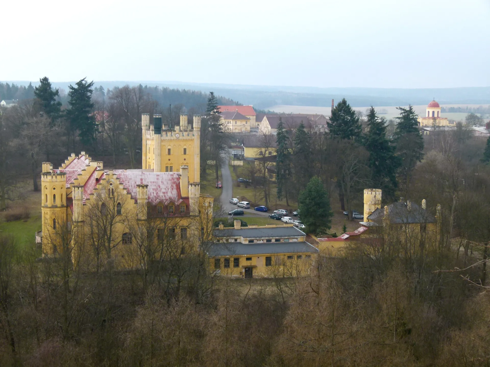 Zámek Nečtiny