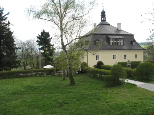 Zámek Běhařov