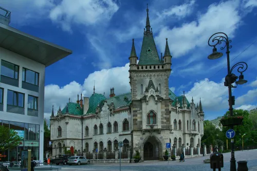 Jakabův palác