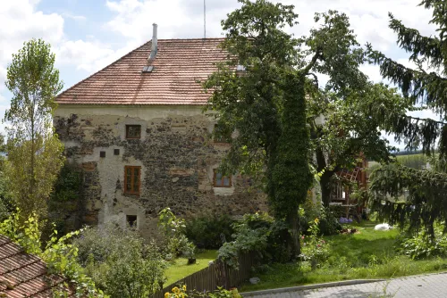 Tvrz Štěpánovice