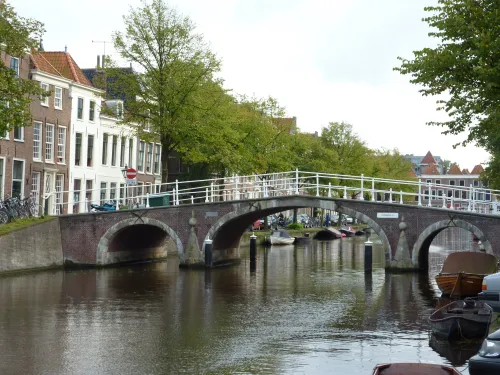 Pont Lourisbrug à Leyde