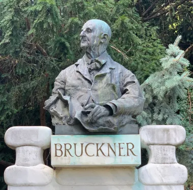 Brucknerův pomník ve Stadtparku
