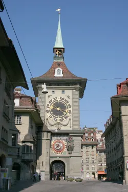 Hodinová věž Zytglogge v Bernu