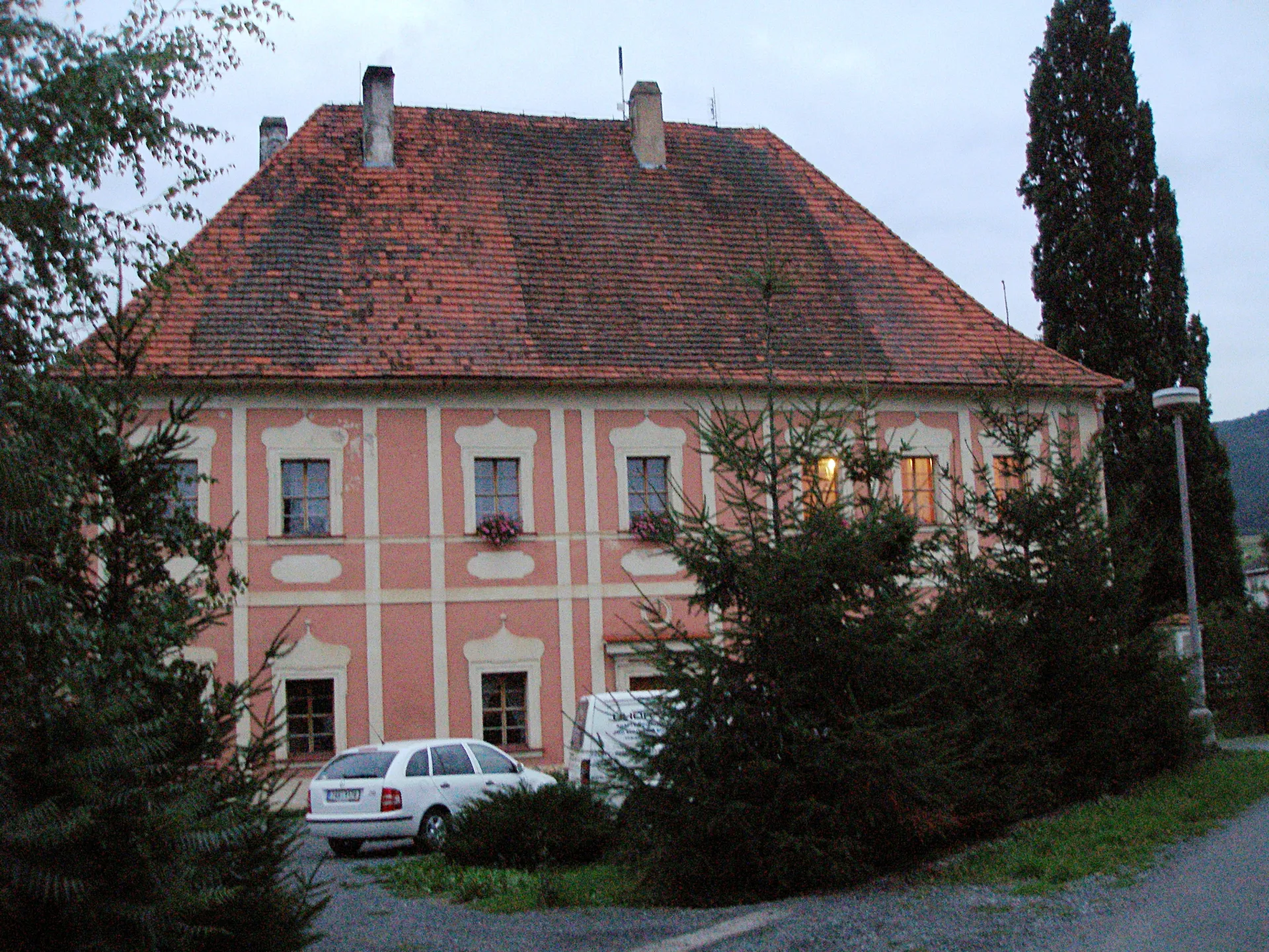 Zámek Ježovy