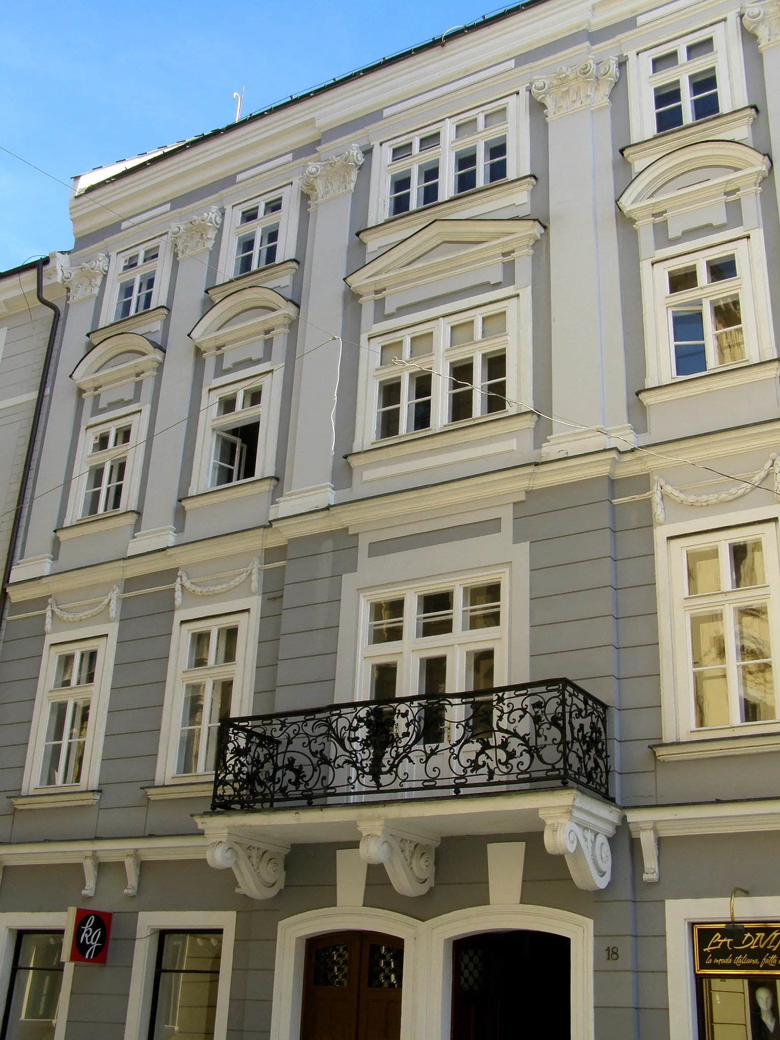 Péterffiho palác