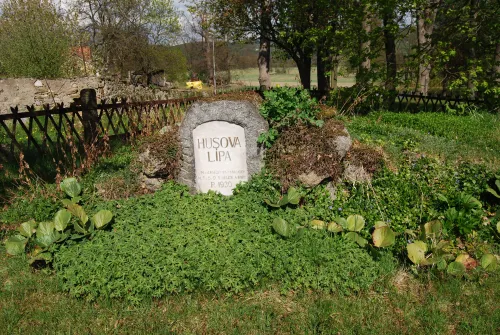 Husova lípa
