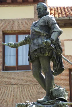 Památník Álvara de Bazána