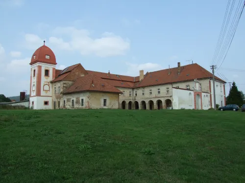 Zámek Osek