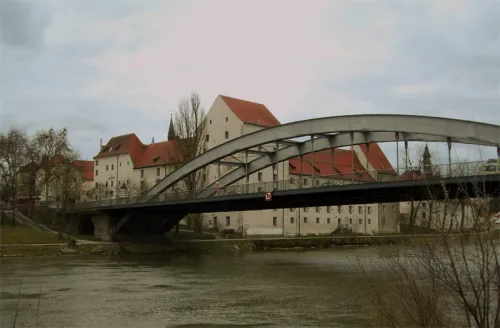 Schloßbrücke in Straubing