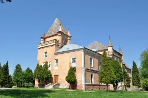 Castillo Kendeffy en Sântămăria Orlea