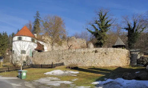 Zřícenina hradu Unterthal
