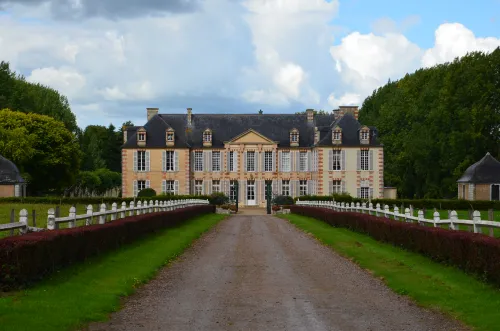 Castilly Chateau