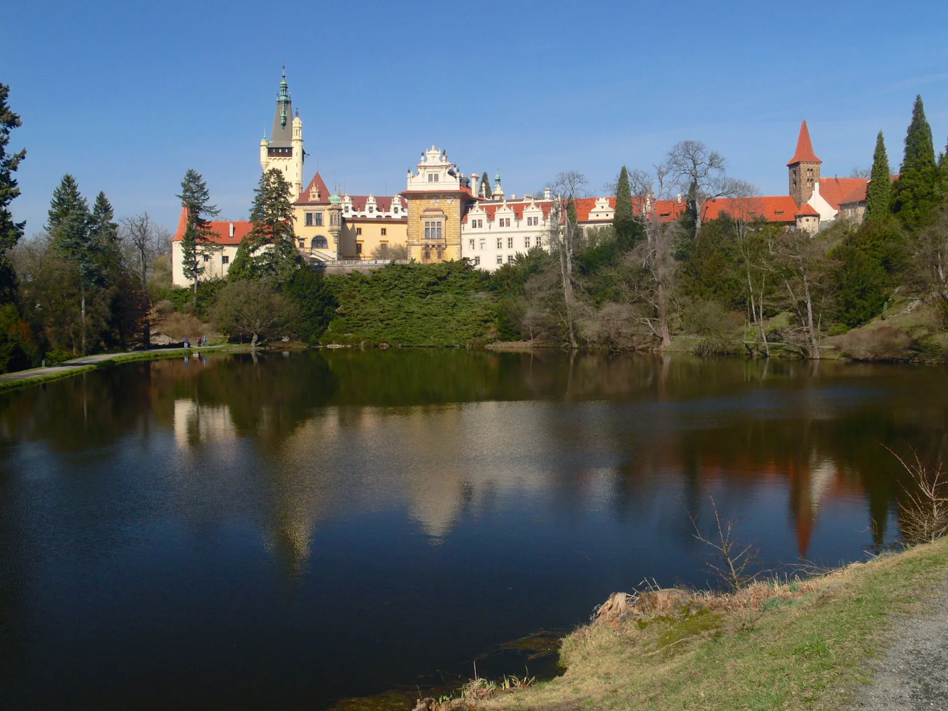 Průhonický zámek
