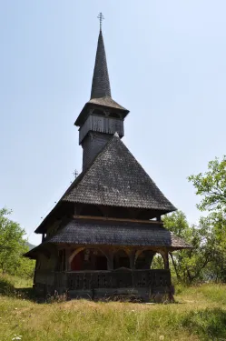 Dřevěný kostel bývalého kláštera v Bârsaně