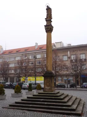 Mariánský sloup v Lounech