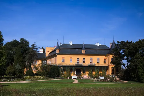 Zámek Slatiňany