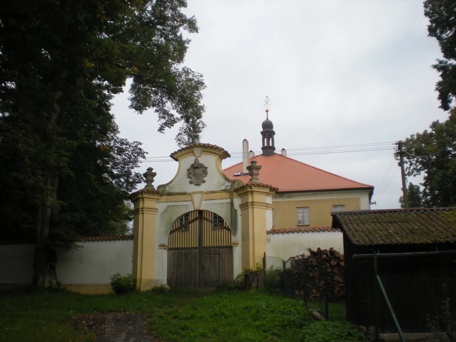 Zámek Hraběšín