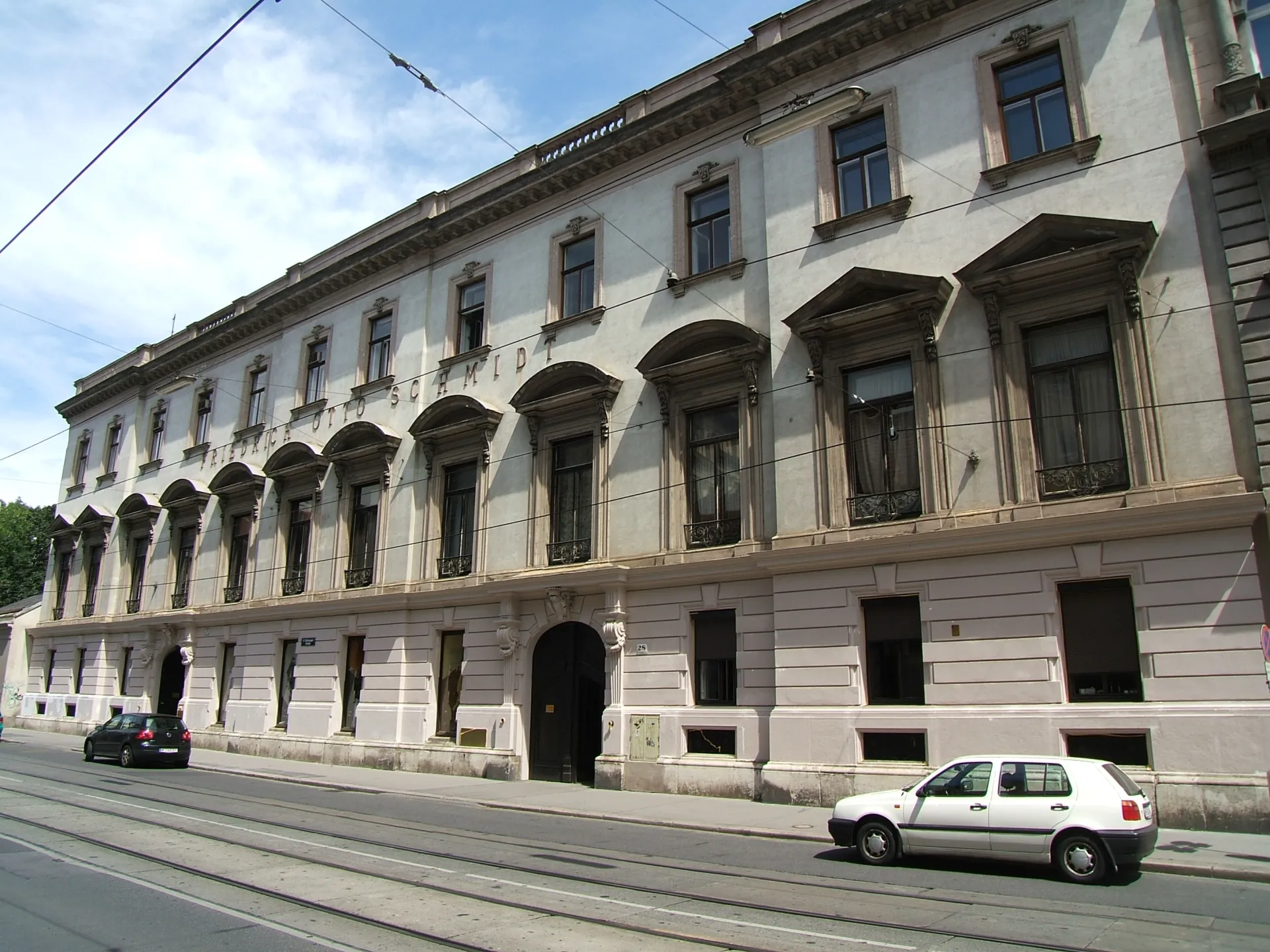 Palác Chotek