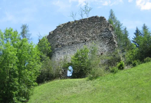 Ruines du château de Valendas