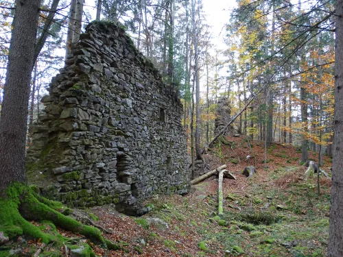 Zřícenina hradu Alt-Leonroth