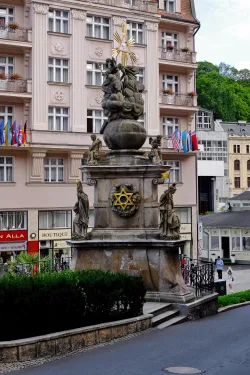 Sloup Nejsvětější Trojice v Jaroměřicích nad Rokytnou
