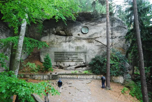 Symbolický hřbitov horolezců