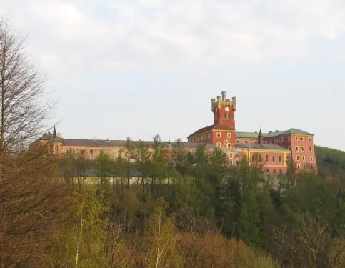 Hrad Mírov