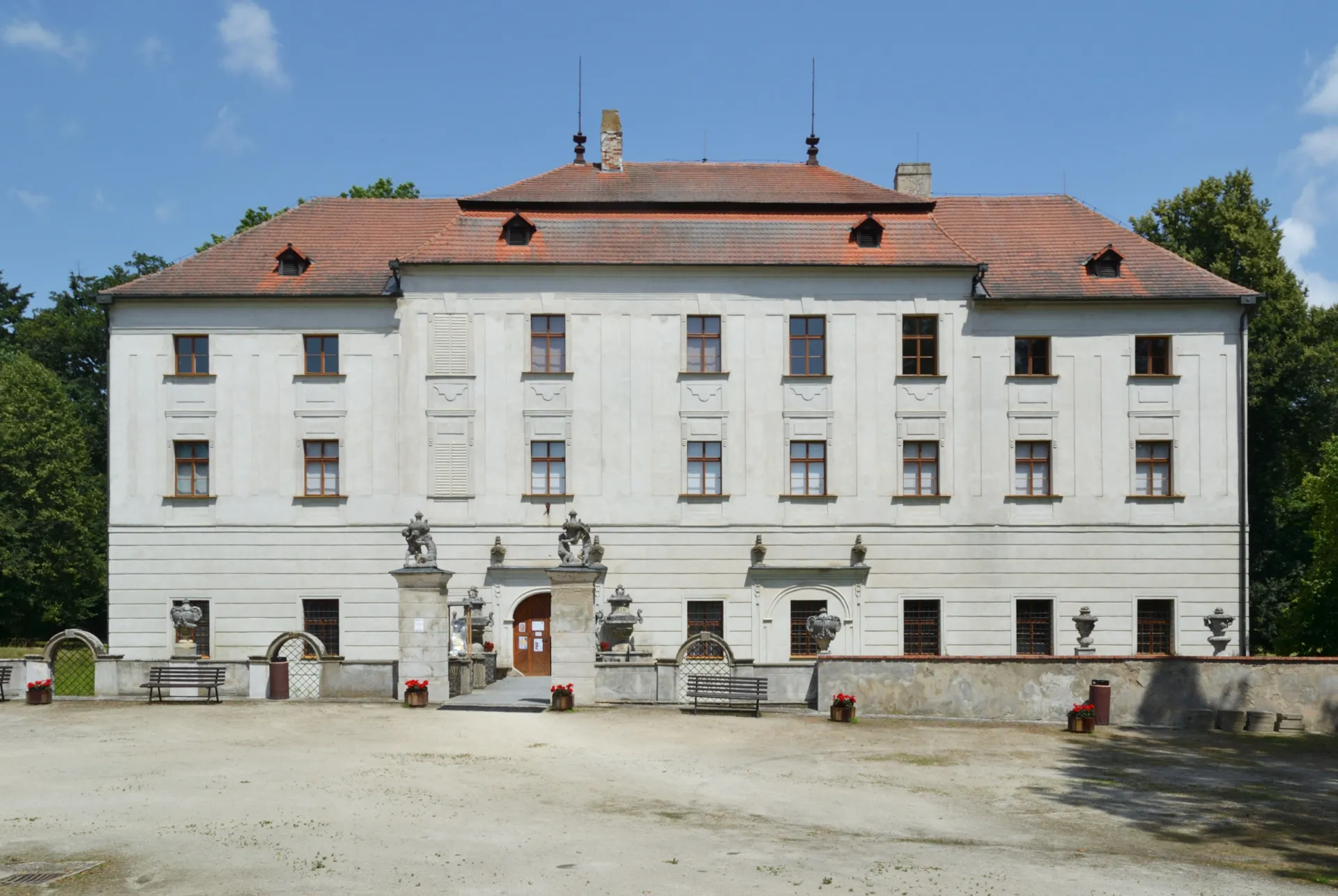 Zámek Budišov