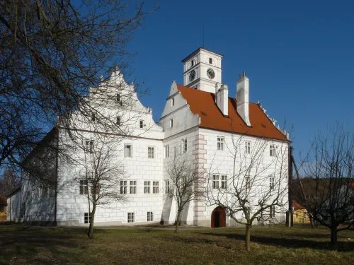 Zámek Žichovice