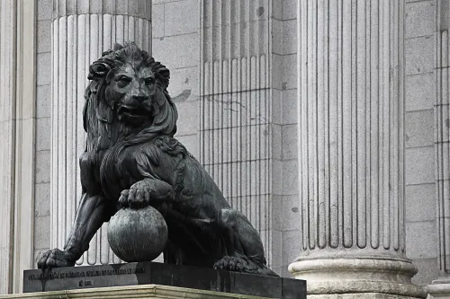 Los leones del Congreso de los Diputados