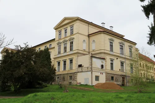 Schmittova vila v Českém Dubu
