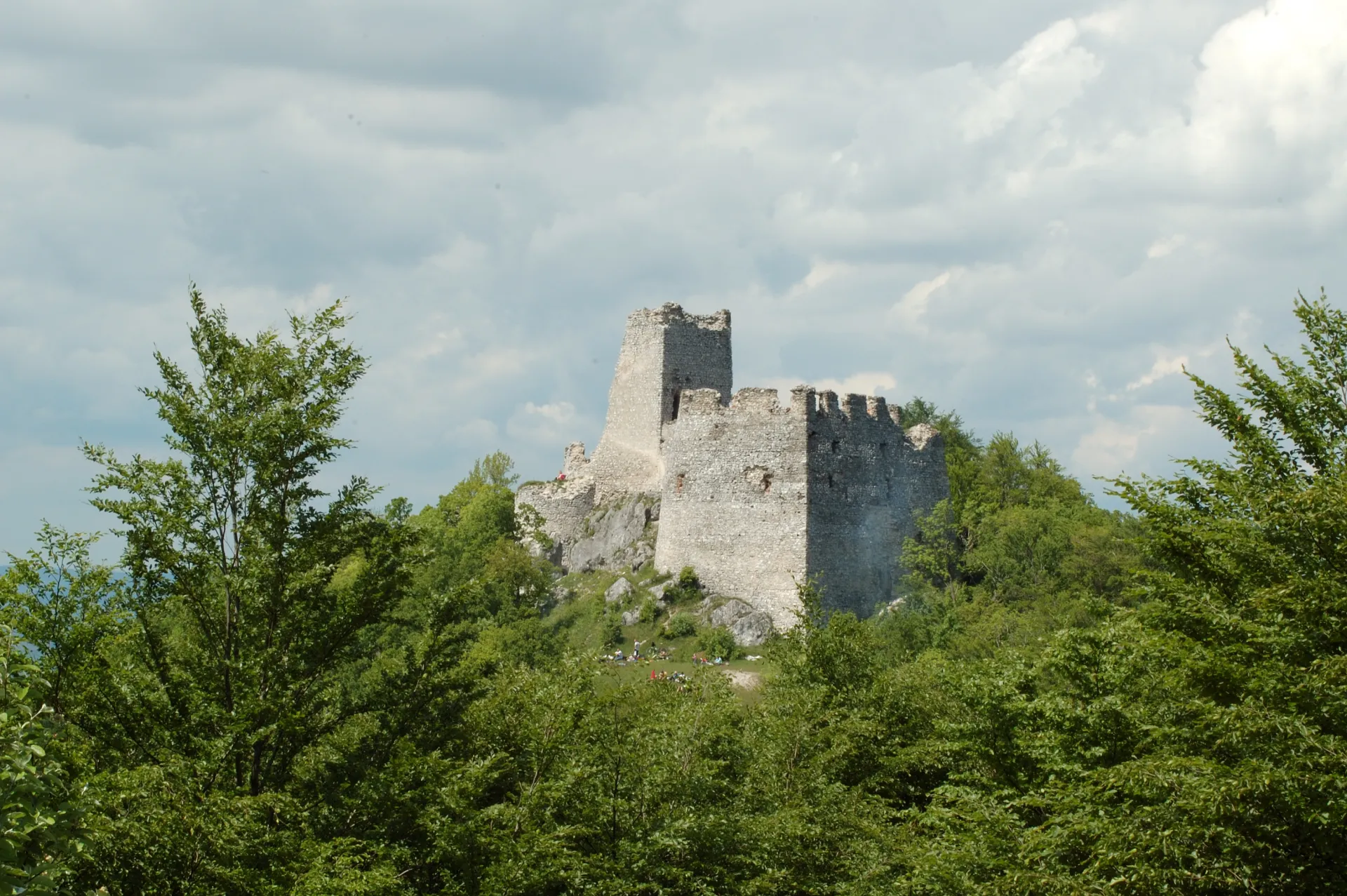 Zřícenina hradu Tematín