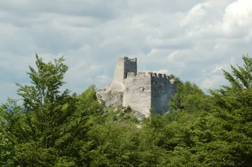 Zřícenina hradu Tematín