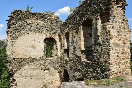 Hrad Roupov